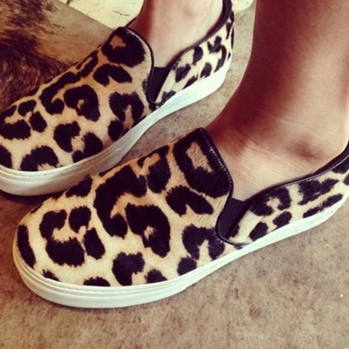 925l8u-l-c680x680-shoes-celine-leopard-slip-on-white-black-beige-slip-on-slippers-leopard-print