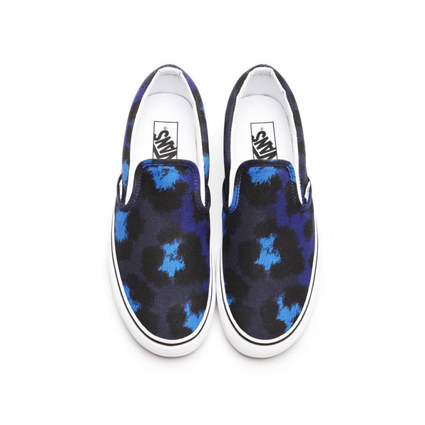 Vans-Classic-Slip-On_Kenzo-Leopard_Peacoat-Spectrum-Blue