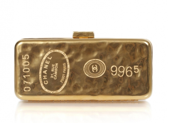 Chanel-Gold-Bar-Clutch