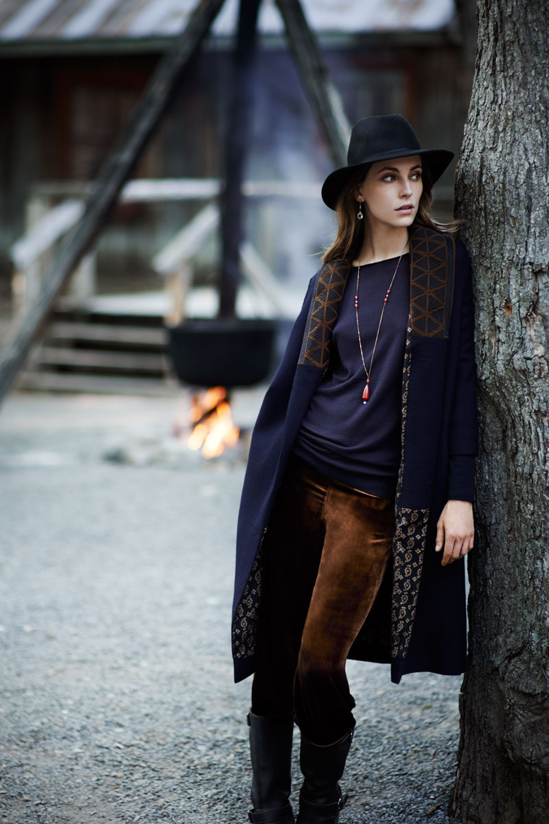 7~C0AAQ_darknavytan|CAABH_darknavy|C4ACH-C4ACI_copper|F0AAJ_darkbrown