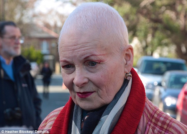 article-0-1C12099300000578-262_634x455