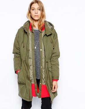 1799bee201c96f5d14b925210e371e96