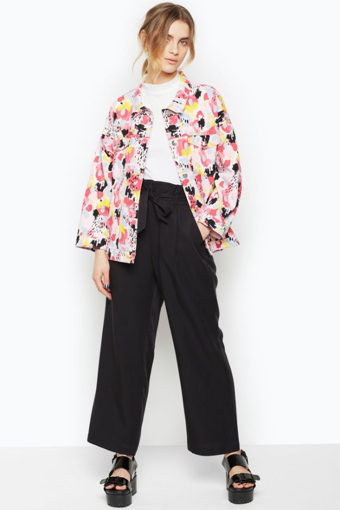 c8752a9fb13f67fb5d5befa06e2bd384-1