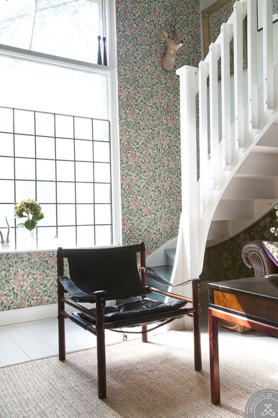 2c07b1be058a6b9a4feb89eadc55208f