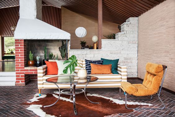 b0bdcbed4707119b22bf1f6589f5c2ae-1